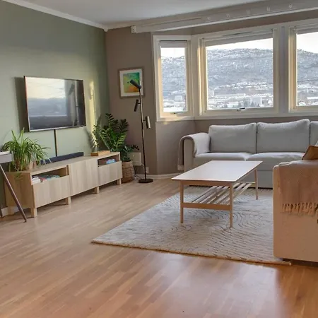 With Parking In Unique Surroundings 公寓 *