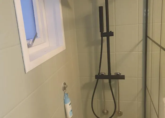 Leilighet With Parking In Unique Surroundings